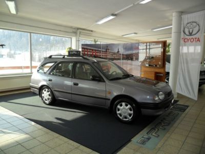 Toyota Corolla Jg. 98 Kombi Automat von Privat