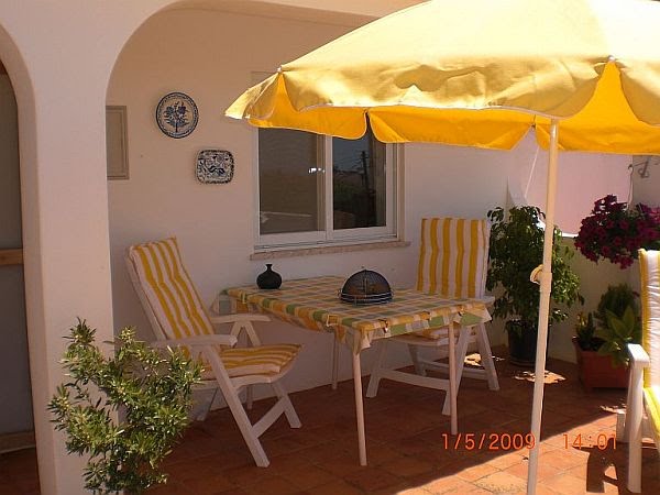 Algarve FeWo Privat an Privat, preiswert,gr. Sonnenterrasse
