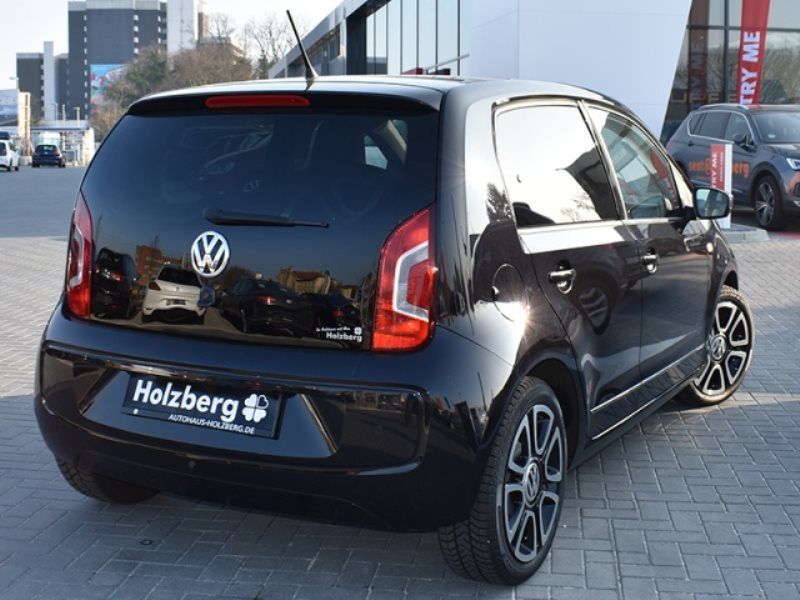 VW UP Move 60 PS Benzin 5 Tren 17000 km Top Zustand