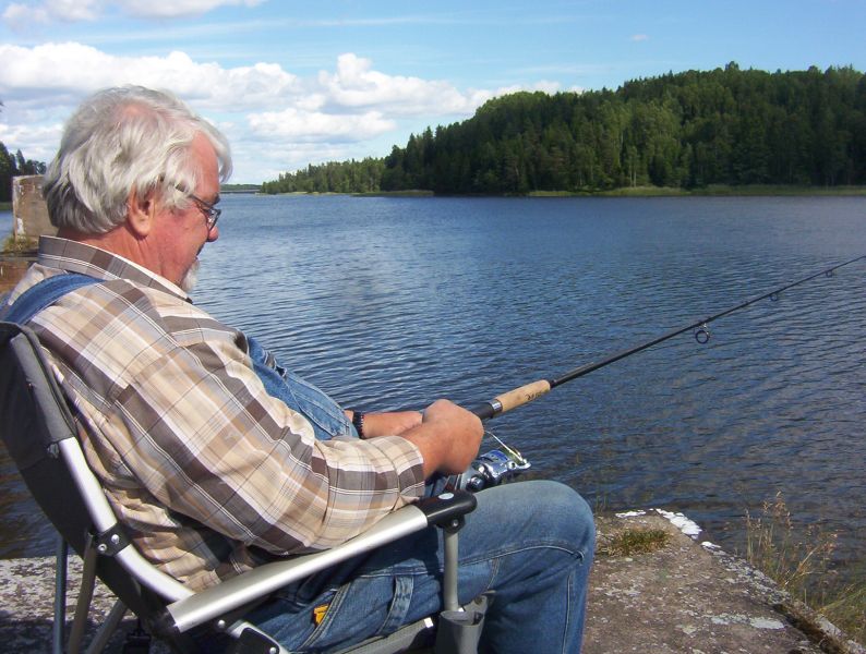 Haus am see schweden4-5 pers. kostenlose angelboote fahrrder sauna wasser