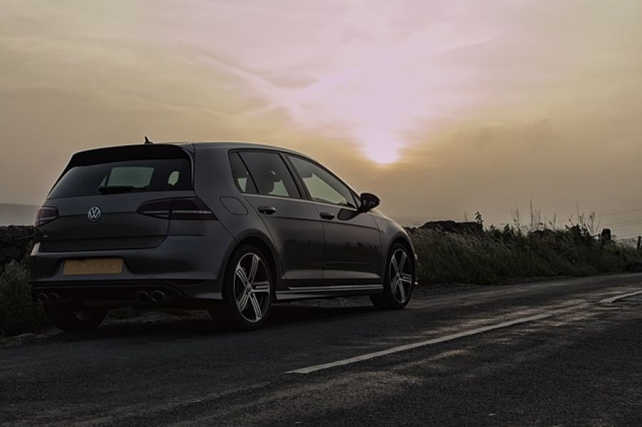 Fahrzeugelektronik im Golf 7 - Fahrer im Raum Mnchen ges.