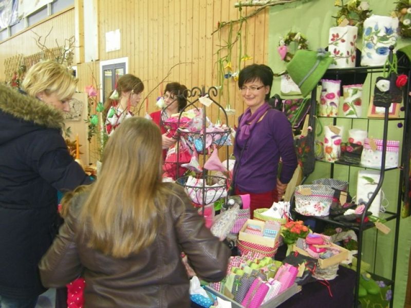 Hobby-, Knstler- und Ideenmarkt in Oberkotzau am 6.3.2016