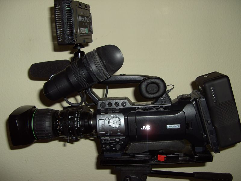 JVC GY HM 750 incl. vielem Zubehr mit Garantie