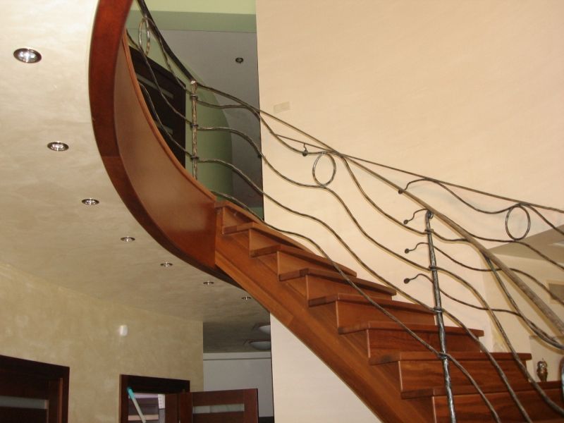 Treppen aus Polen, Holztreppen , Alle Arten, auch Metalltreppen