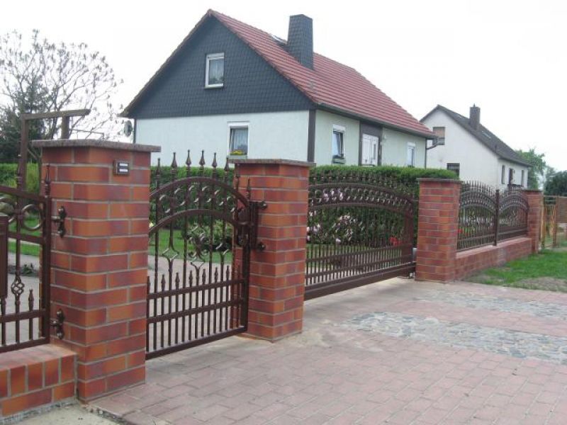 Zaun aus Polen , Metallzaune, Tore, TORANLAGE, Gelander, Gitter
