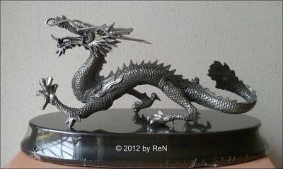 Dragon  Drachen Skulptur aus edlem Zinn