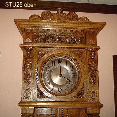 Imposante sehr alte Standuhr von 1860