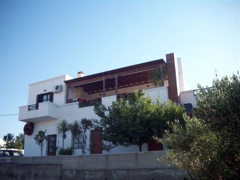 Greece Cyclades island of Milos rent studio apartment villa 
